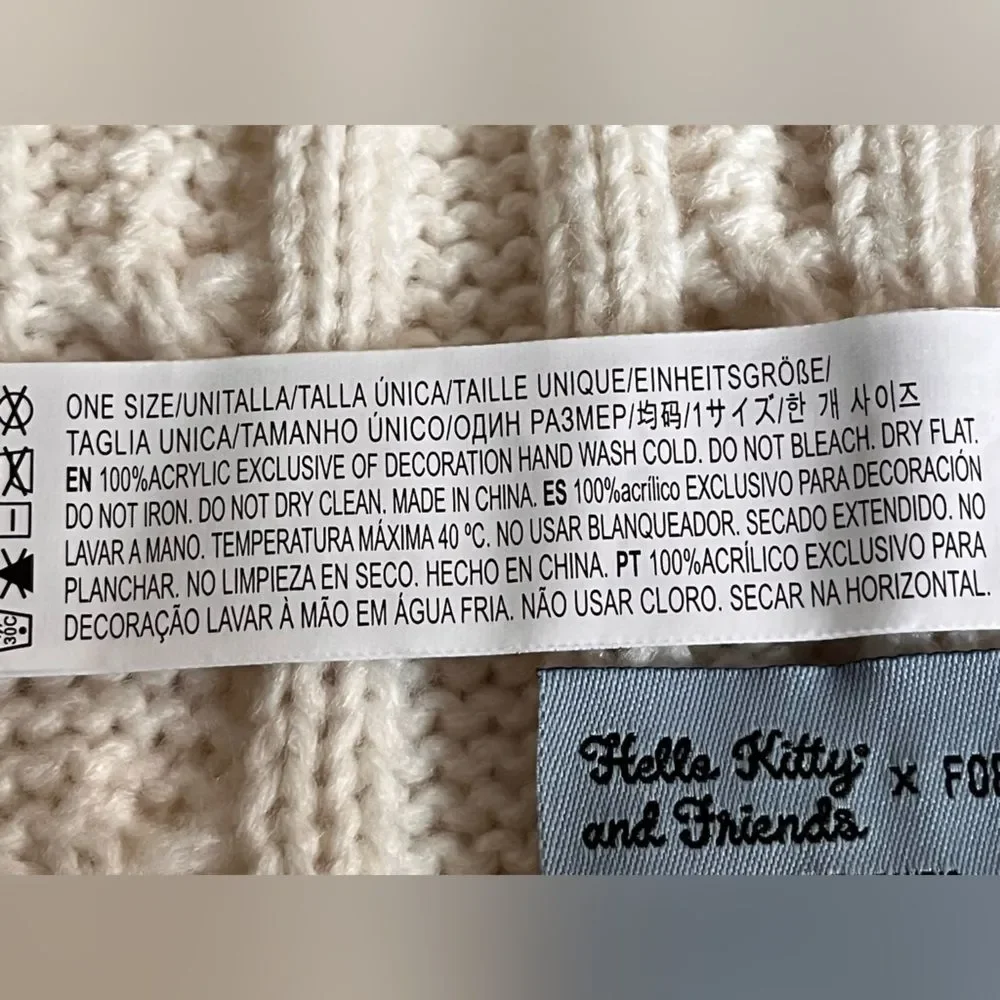 Sanrio Women's Hello Kitty Scarf Winter Cable Knit Embroidered Graphic Off White